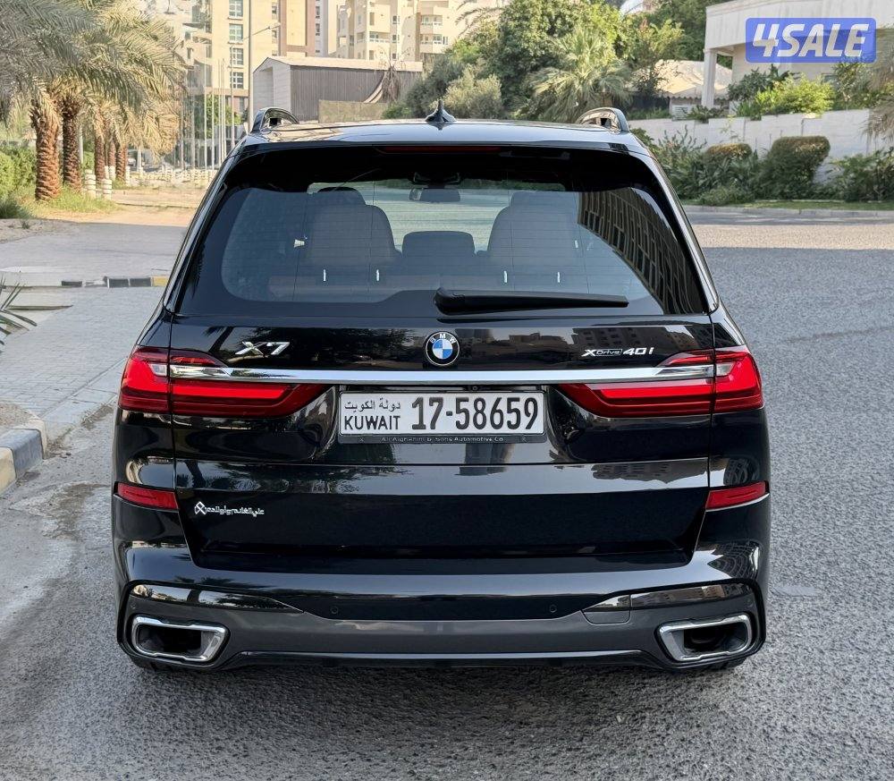 BMW X7 40i Mpackage 2019 full option regular agency 119km3