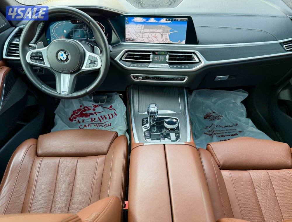 BMW X7 40i Mpackage 2019 full option regular agency 119km8