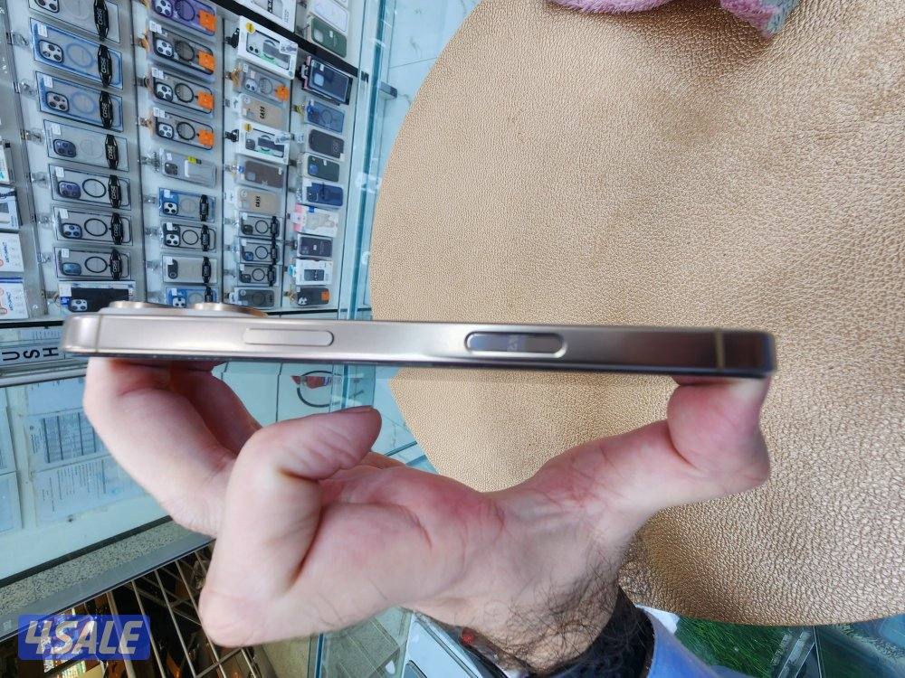 iphone 16 pro 512gb battery 100% 9cycle count only.6