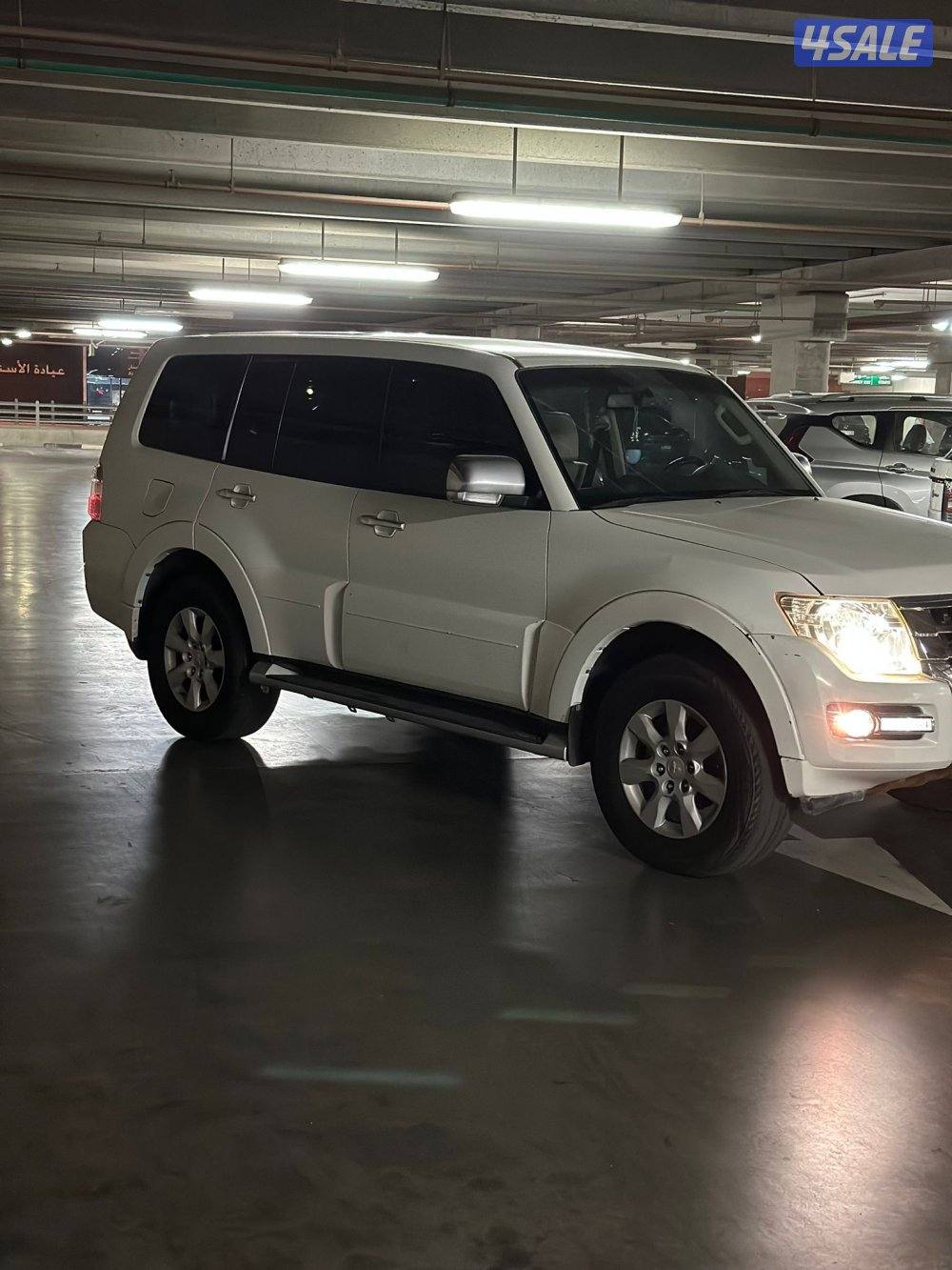 للبيع باجيرو 2017 شرط الفحص صبغ الوكالة1