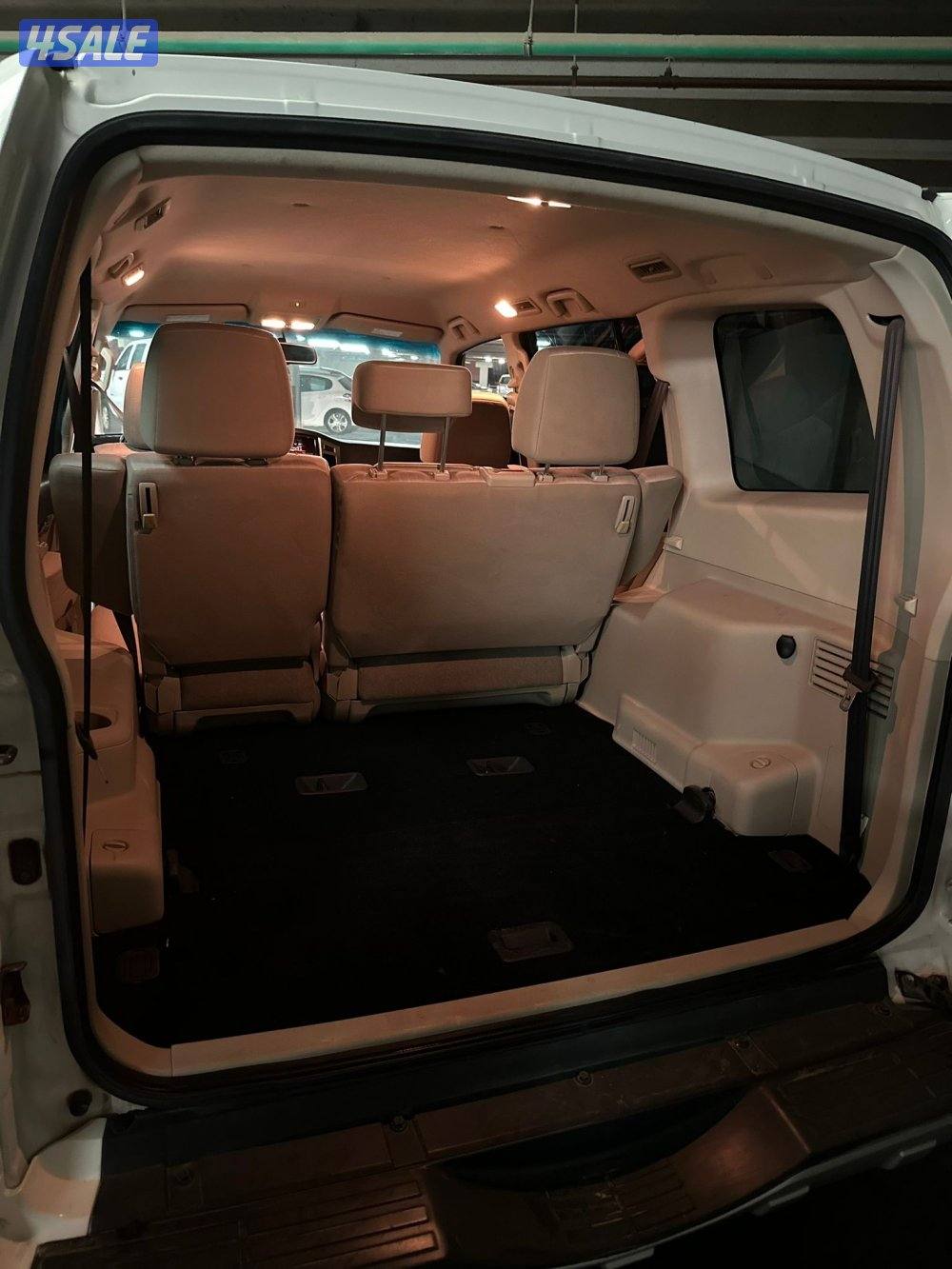 للبيع باجيرو 2017 شرط الفحص صبغ الوكالة3