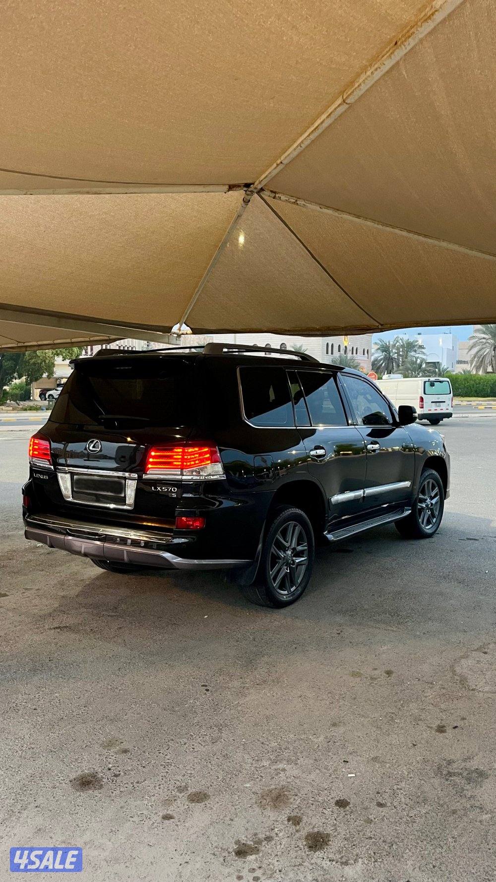 لكزس 570 s سبورت فل كامل أعلى مواصفات على مستوى الخليج موتر قمةً بنظافة1