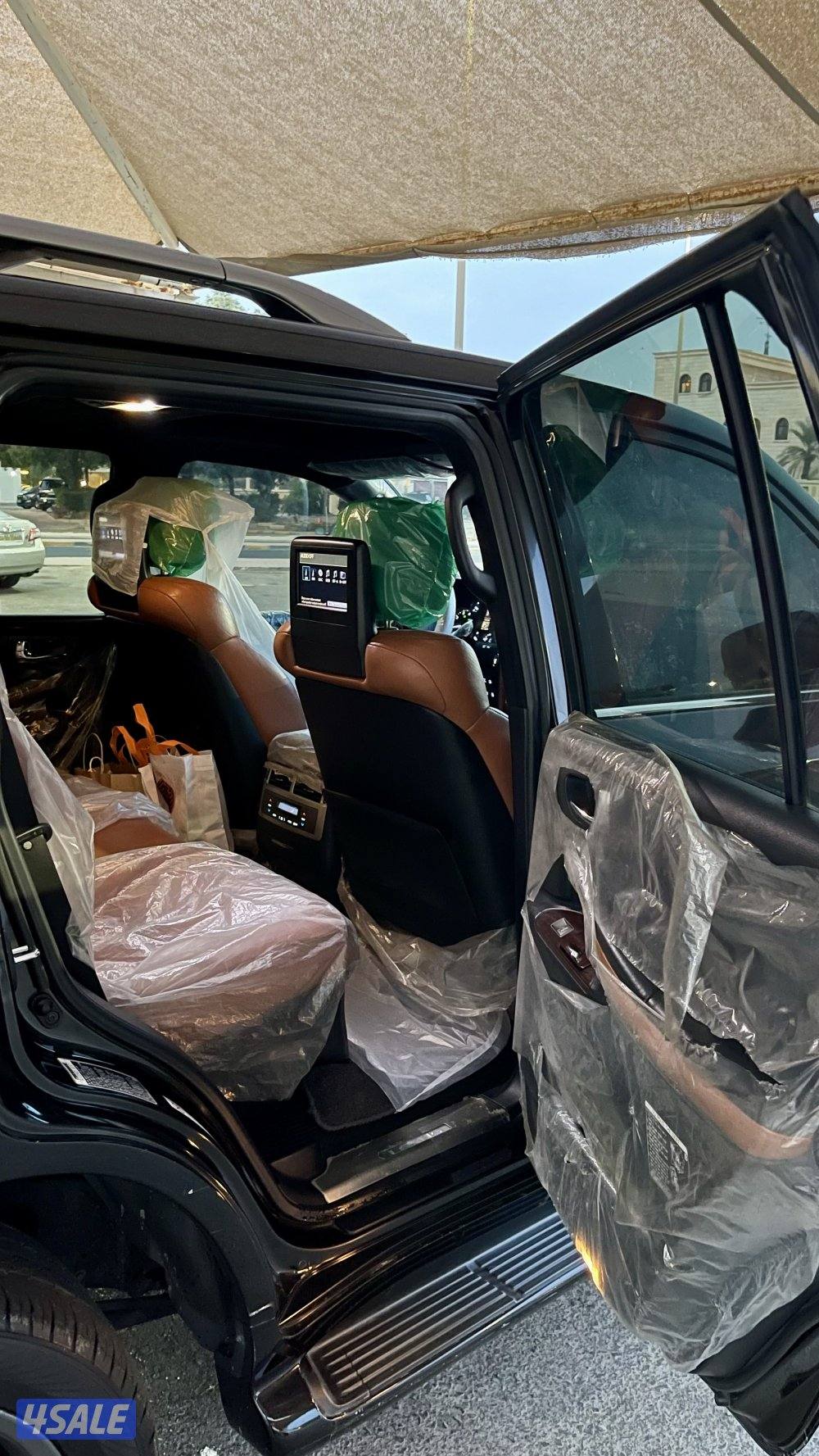 لكزس 570 s سبورت فل كامل أعلى مواصفات على مستوى الخليج موتر قمةً بنظافة4