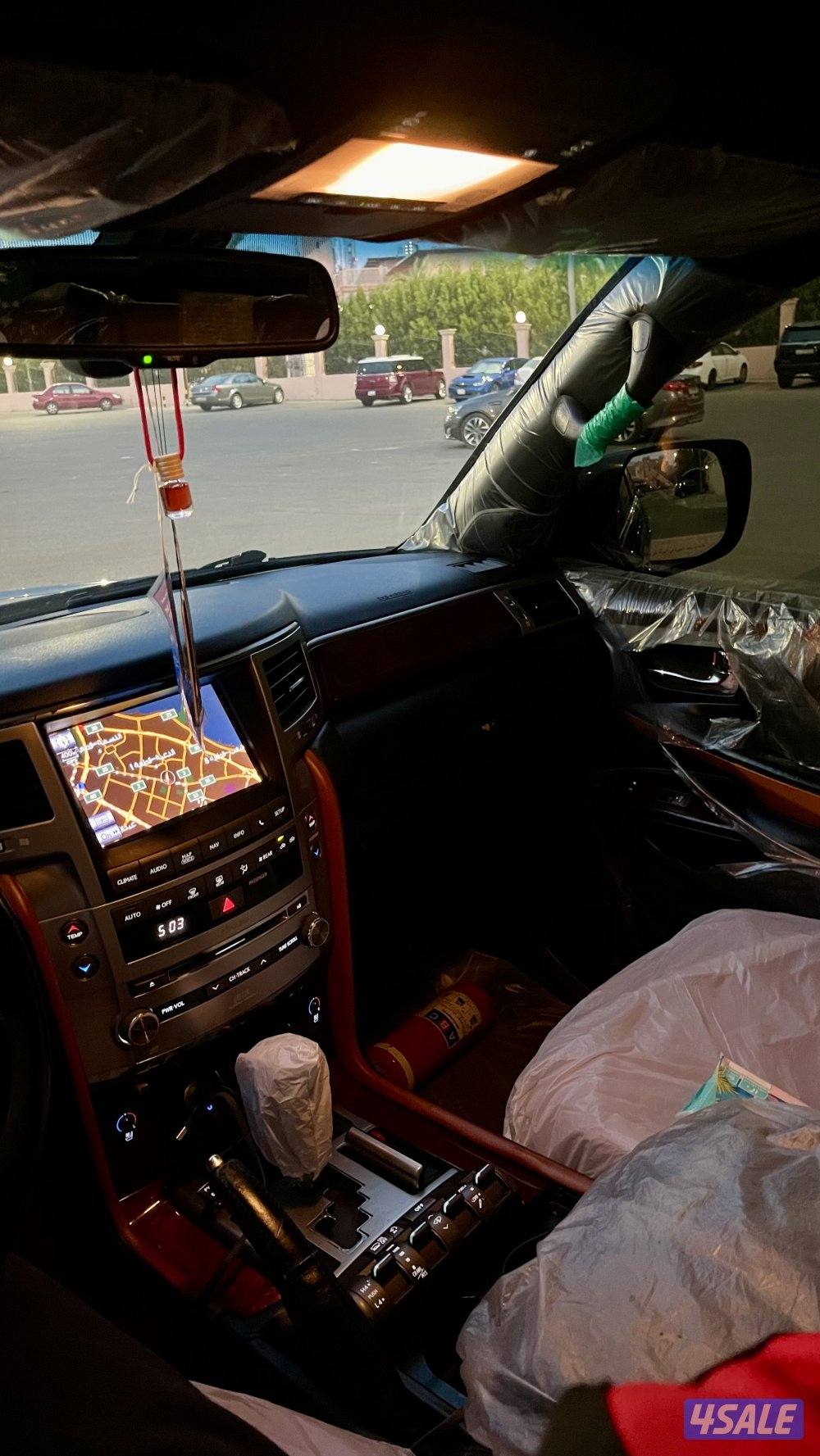 لكزس 570 s سبورت فل كامل أعلى مواصفات على مستوى الخليج موتر قمةً بنظافة6