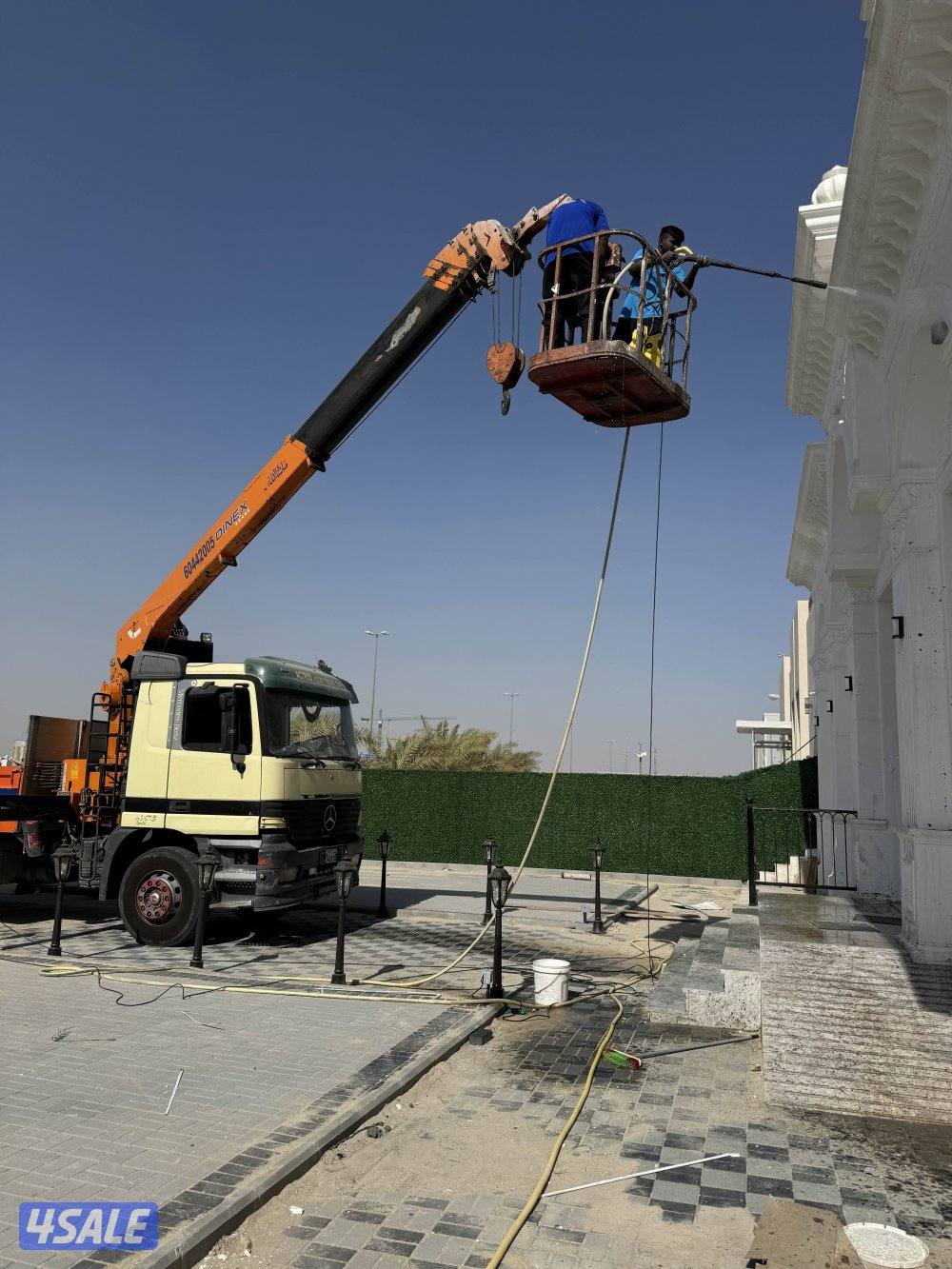 عروض في جميع خدمات التنظيف7