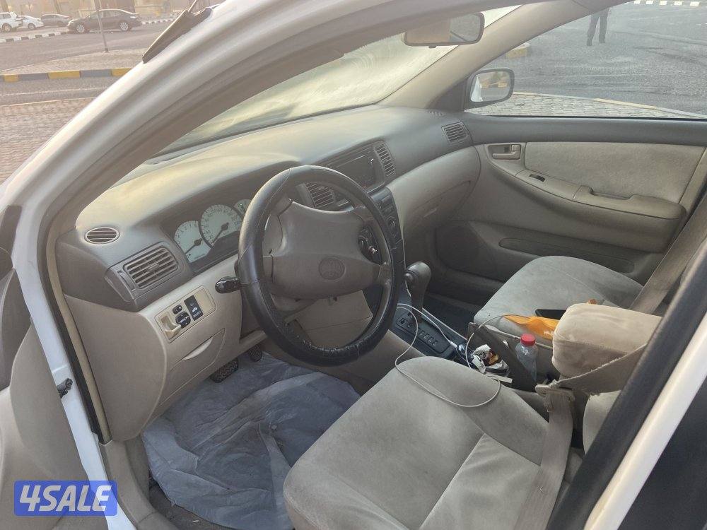 للبيع كورولا مديل ٢٠٠٢ مكينا كبيره امور سياره طيبا ما تشتكي من شي4