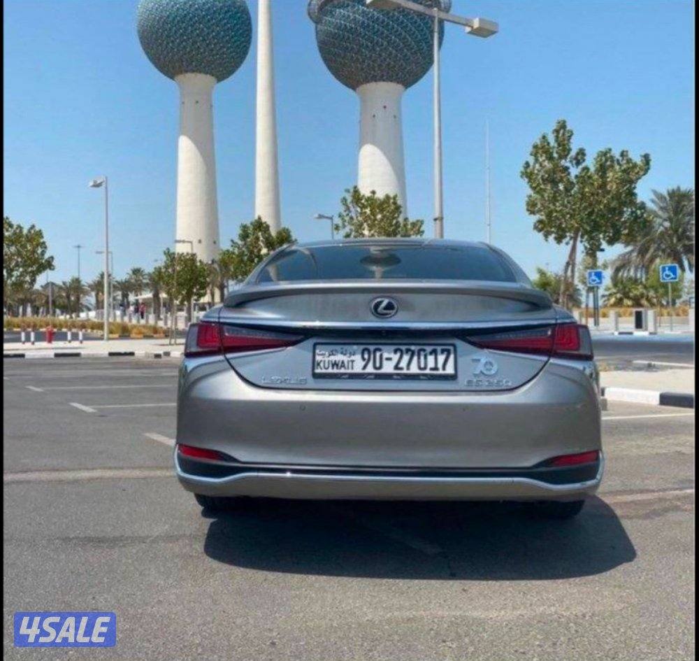 لكزس ES 20252