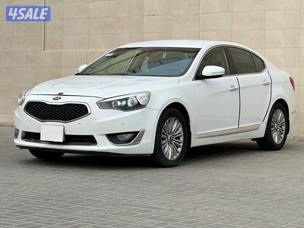 كادينزا موديل 2016 ماشي 207 الف شرط الفحص0