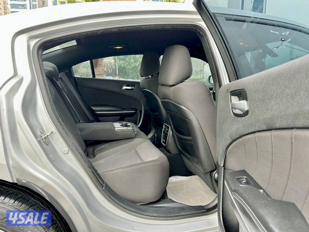 دودج تشارجر - الموديل:2019 - العداد:2549