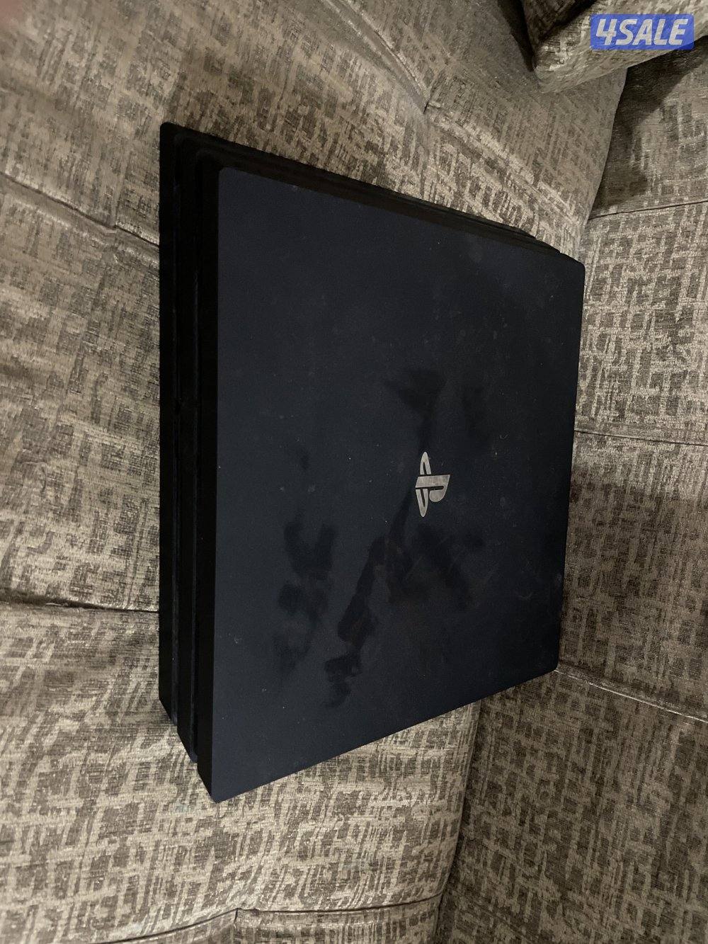 PlayStation 4 pro 1terabyte1