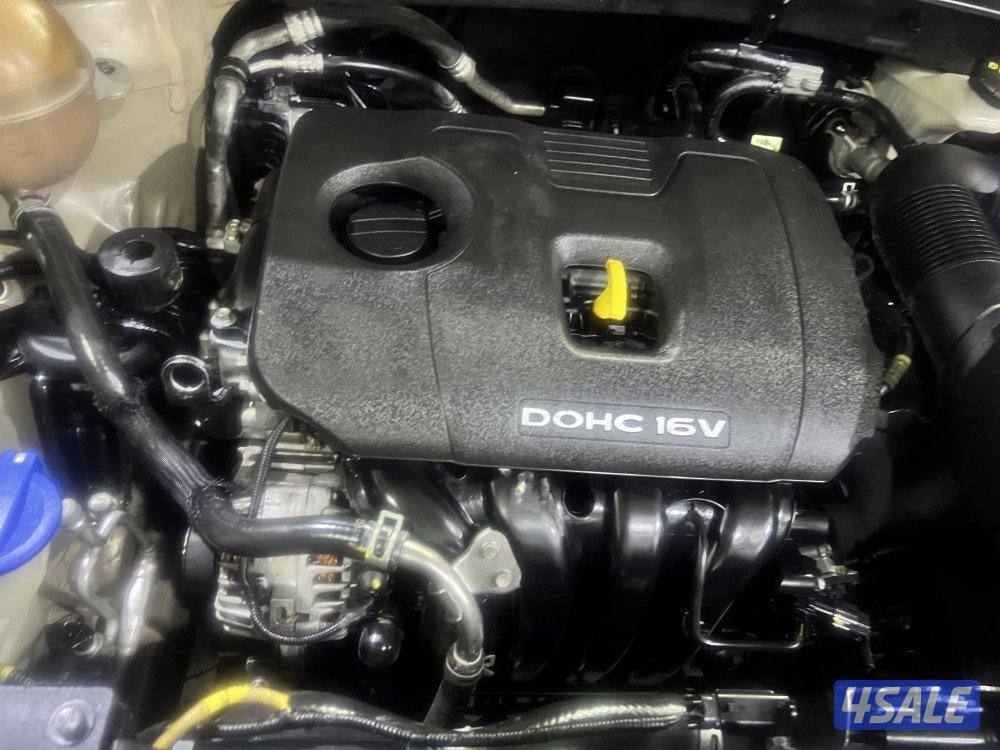 للبيع سوبرتاج 2020 شرط الفحص ماشي 100 الف فقط9