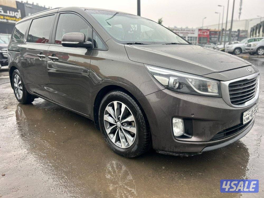 كيا كارنفال. V6 موديل 20171