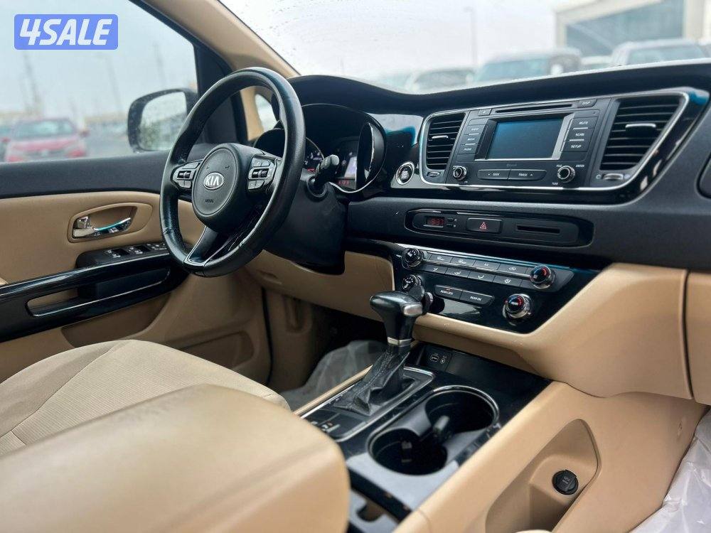 كيا كارنفال. V6 موديل 20177