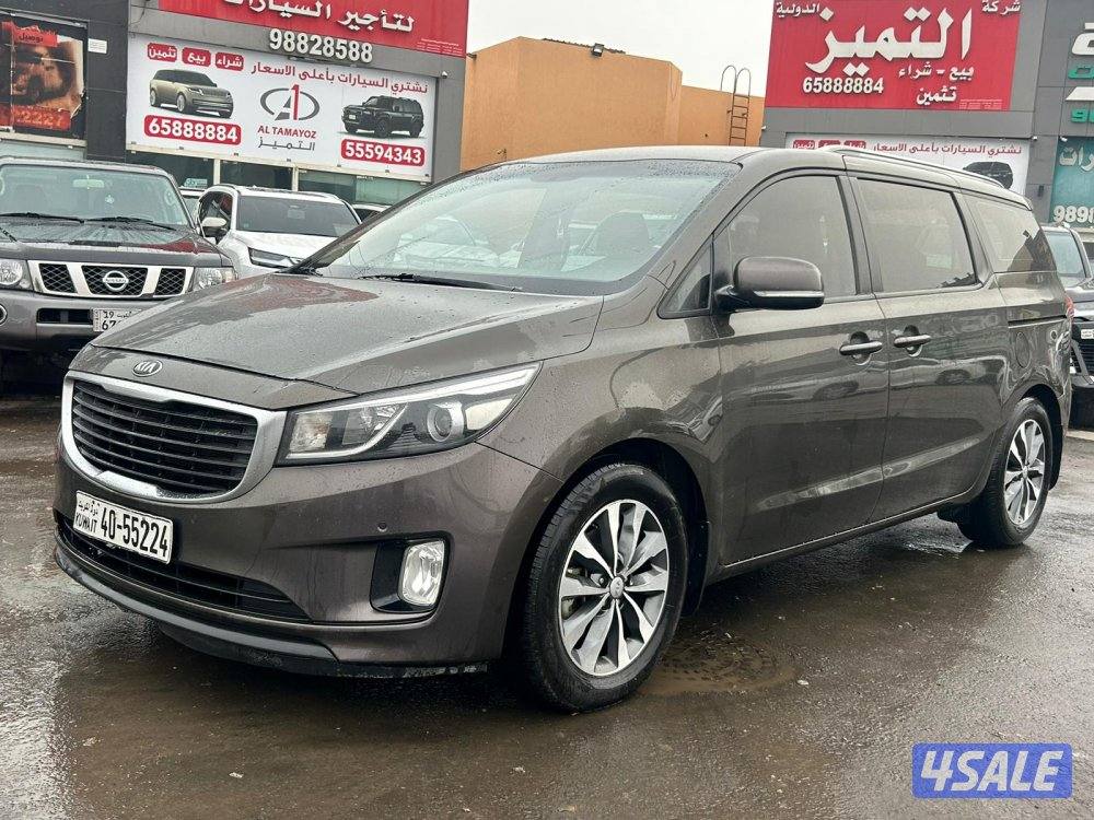 كيا كارنفال. V6 موديل 20178