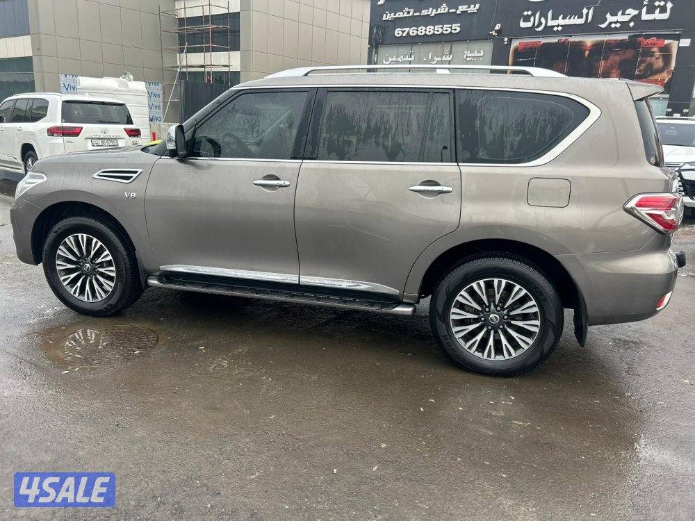 نيسان باترول بلاتنيوم .V82