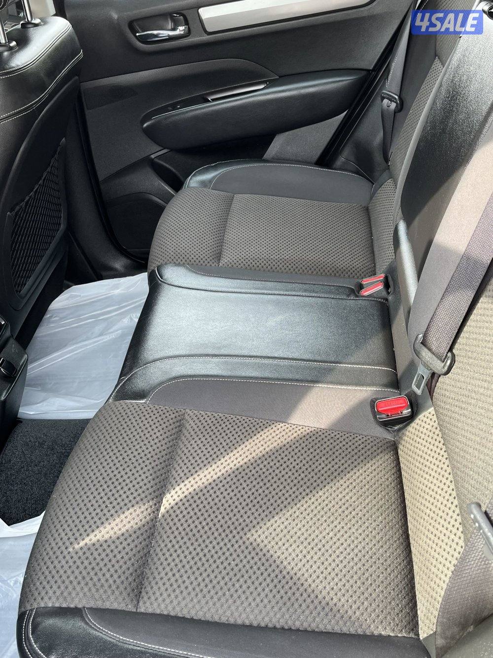 رينو كوليوس 20232