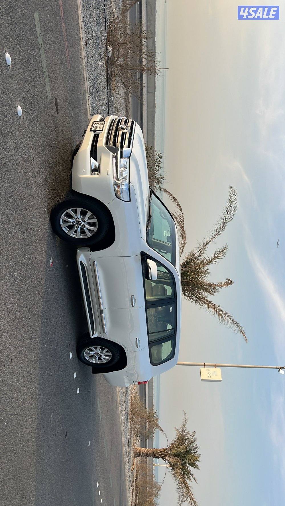 لاندكروزر 20160