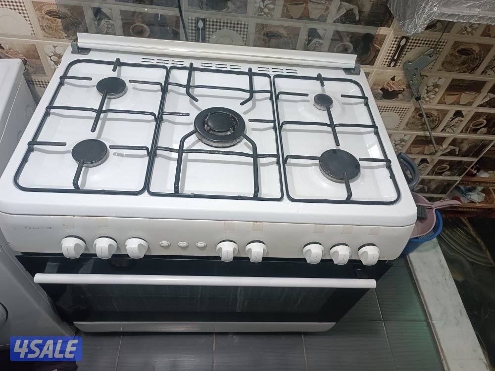 للبيع أغراض شقة للسفر النهائي أجهزة وأثاث1