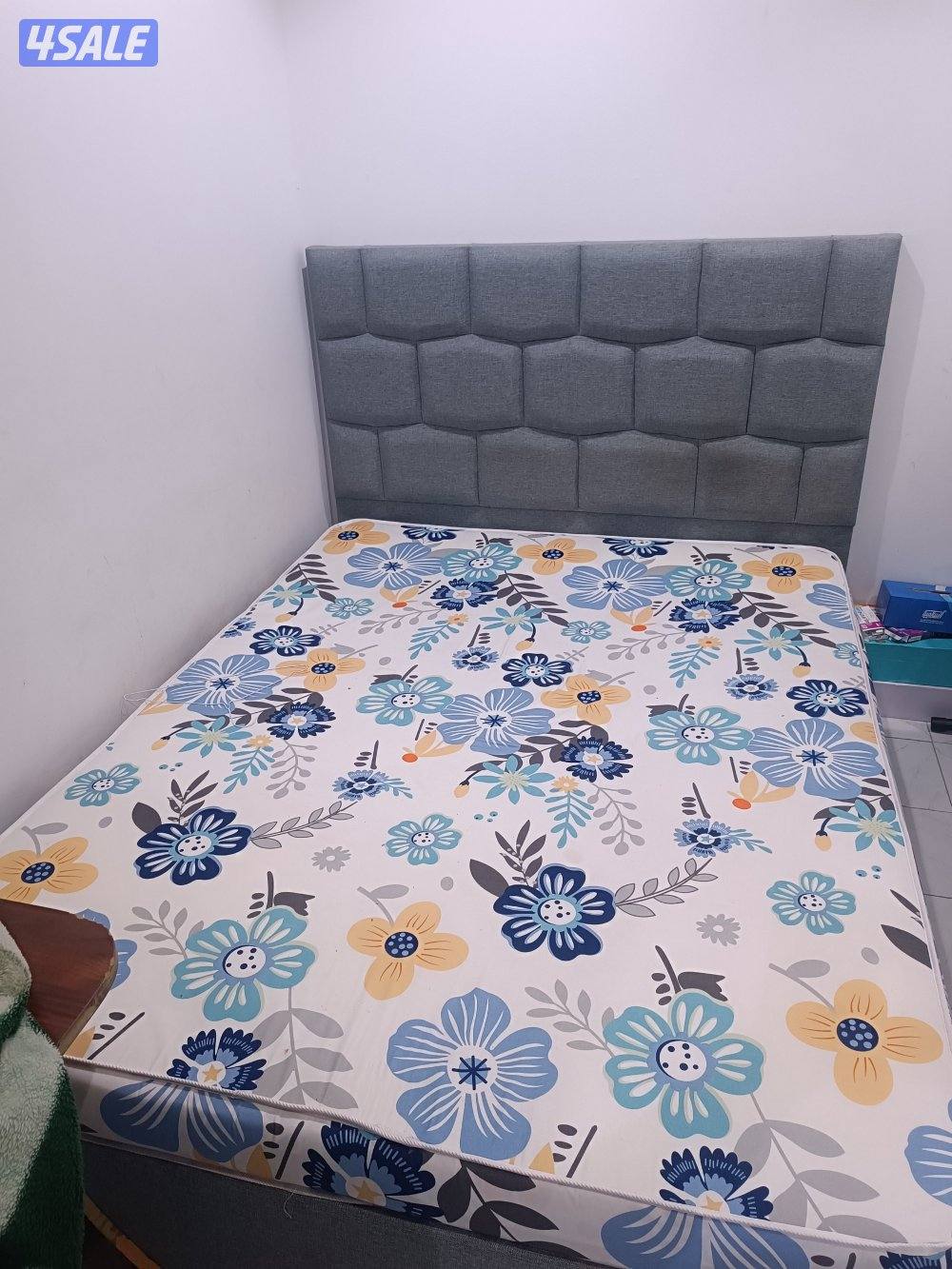 للبيع أغراض شقة للسفر النهائي أجهزة وأثاث5