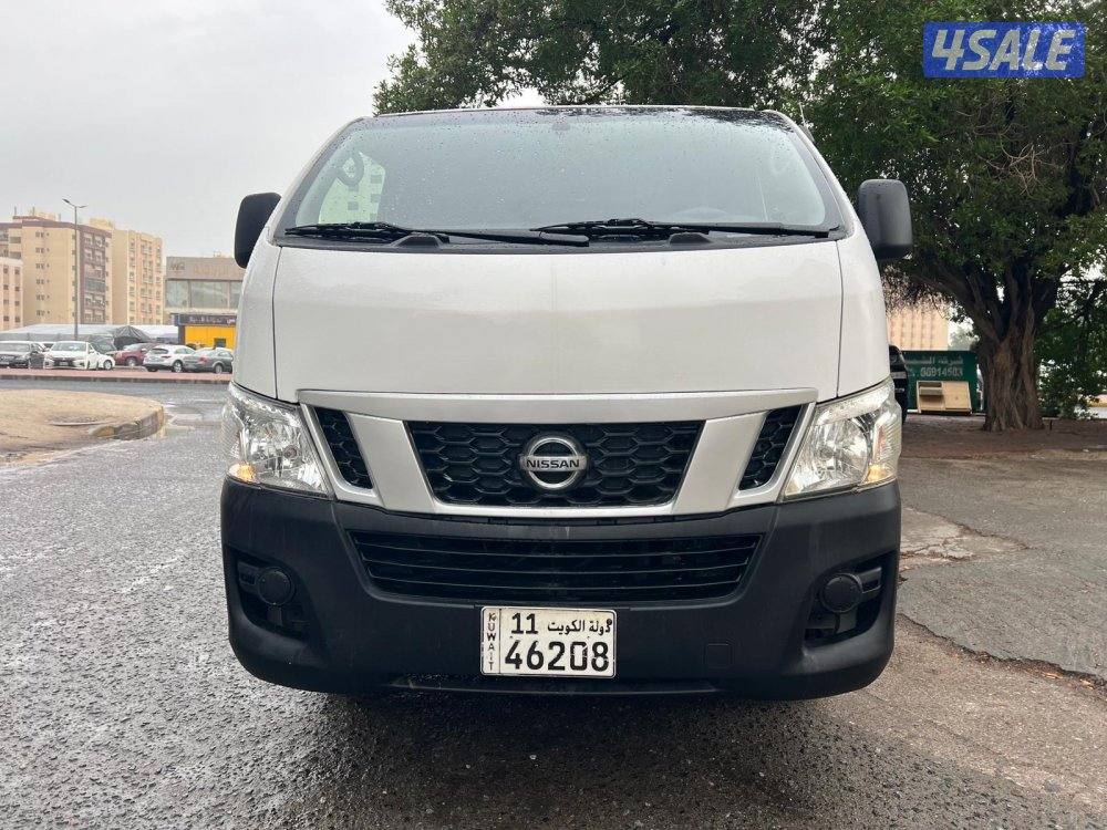 للبيع باص اورفان مقفل 2014 بحاله جداً ممتازه1