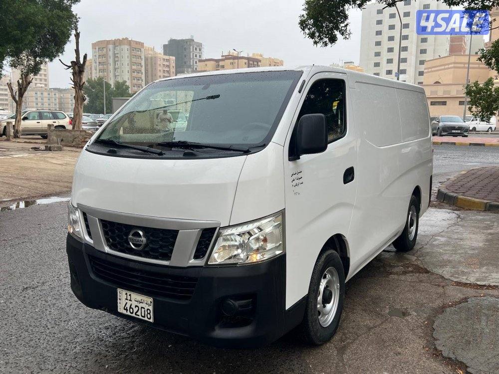 للبيع باص اورفان مقفل 2014 بحاله جداً ممتازه2