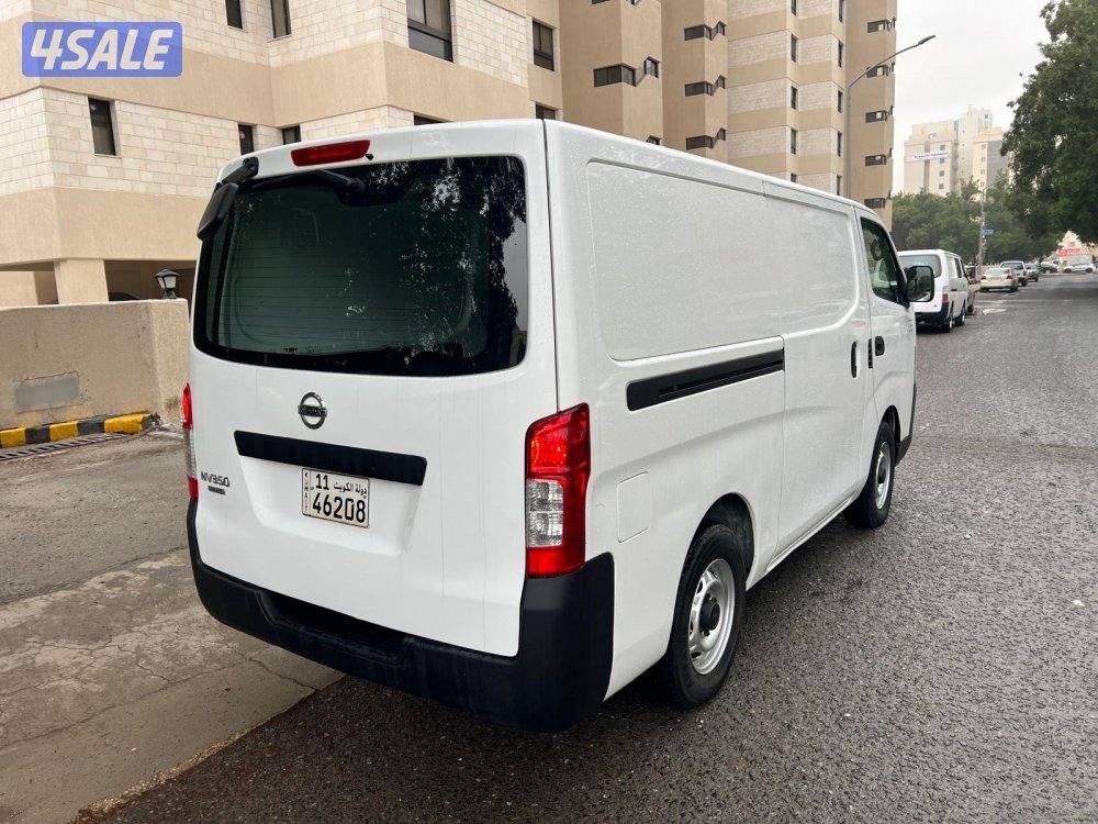 للبيع باص اورفان مقفل 2014 بحاله جداً ممتازه6