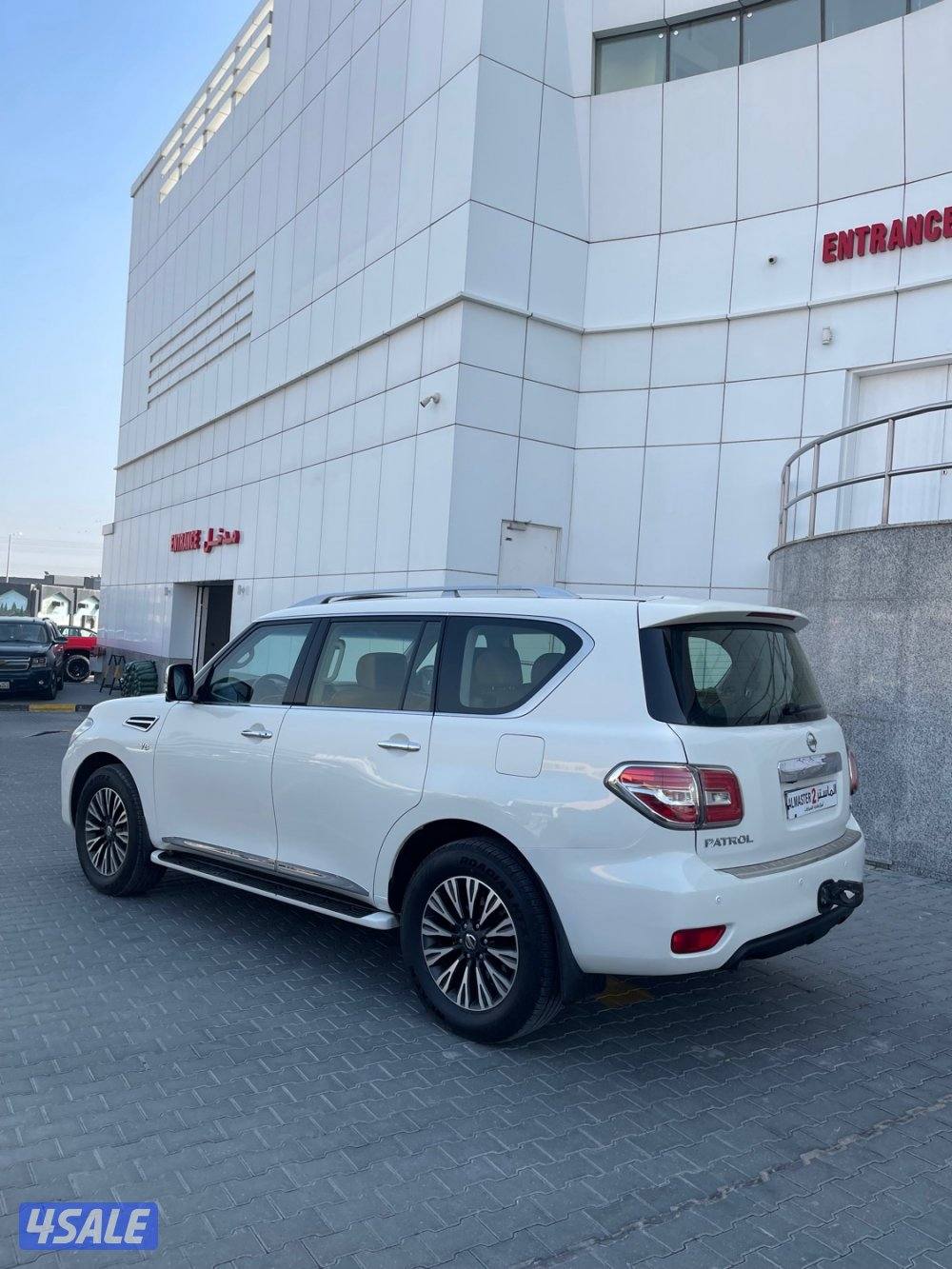 نيسان باترول بلاتينوم موديل 2016 وارد الخليج3