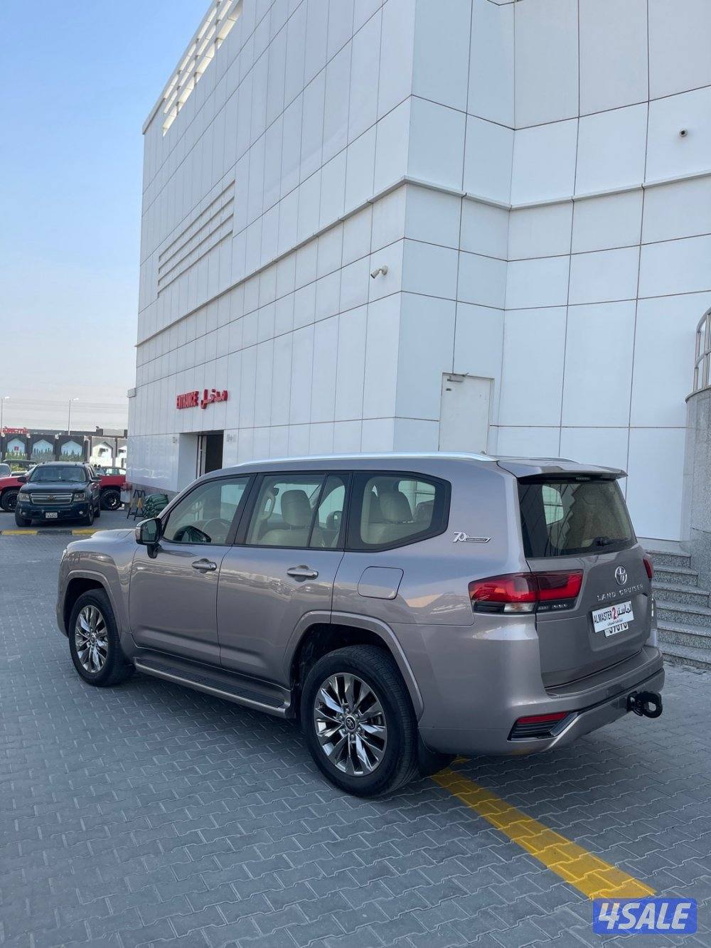 لاندكروزر ايرو موديل 2022 وارد الساير عداد 109 الف2