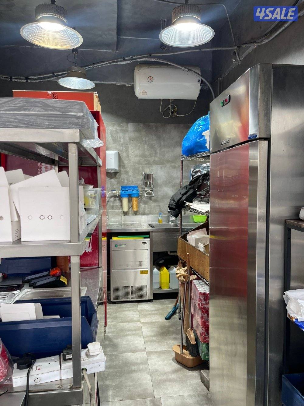 للبيع مطعم برجر1