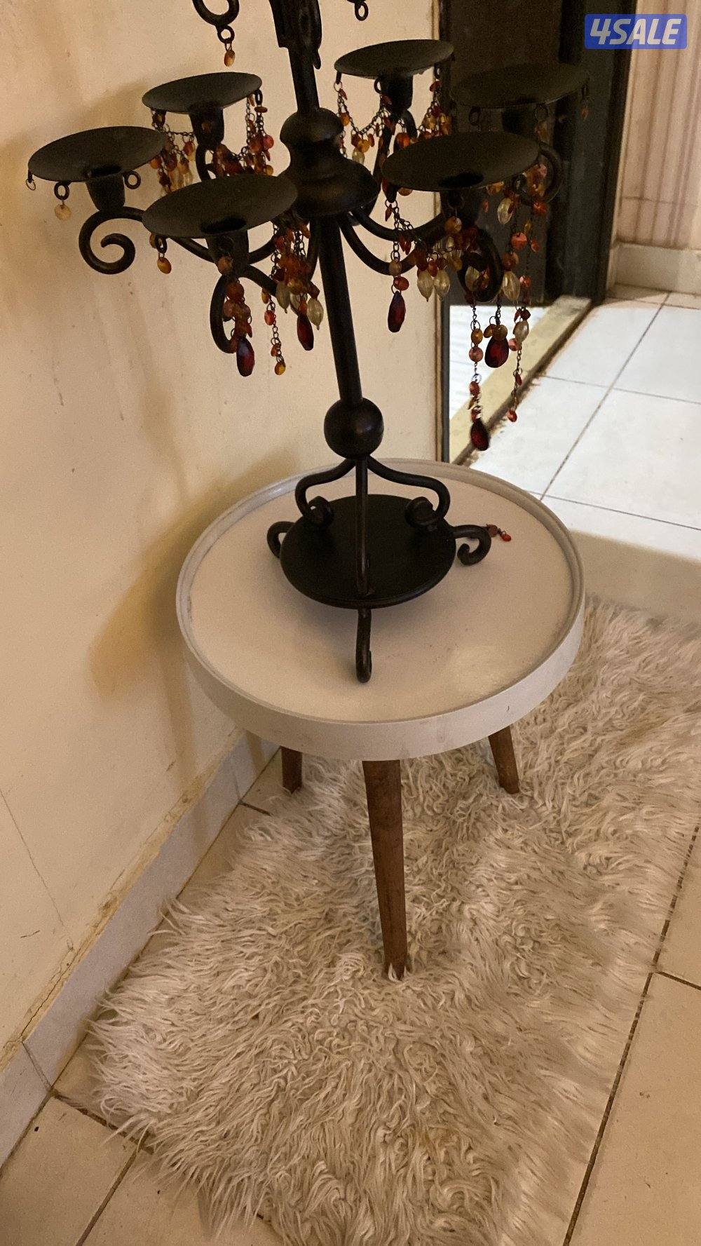 اي طاولة من اختيارك بدينارين بس2