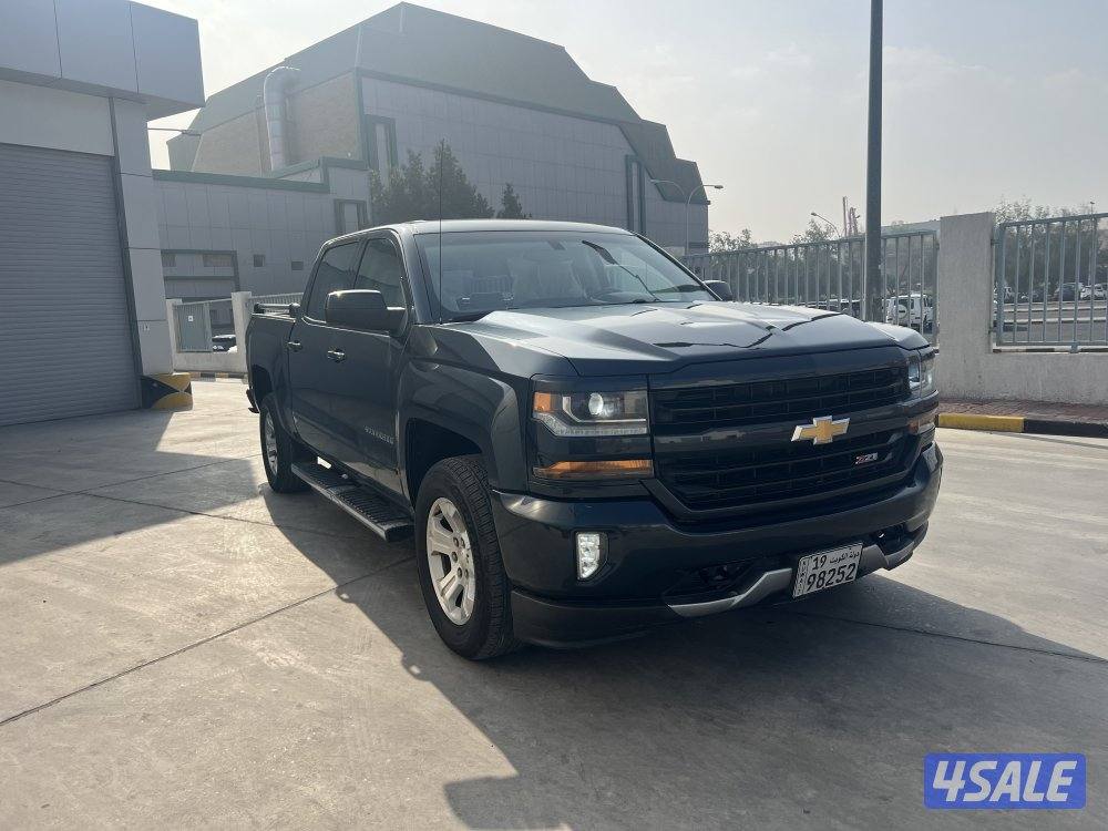 للبيع وانيت سلفرادو Z71 20181