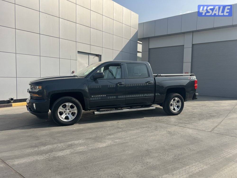 للبيع وانيت سلفرادو Z71 20186