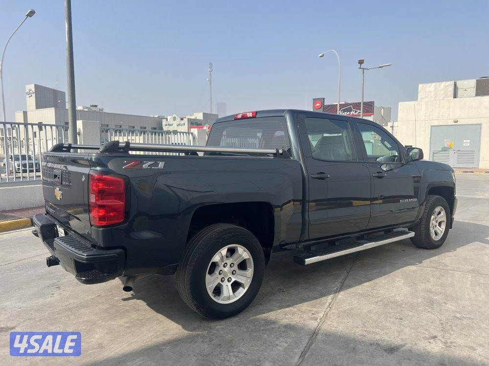 للبيع وانيت سلفرادو Z71 20189