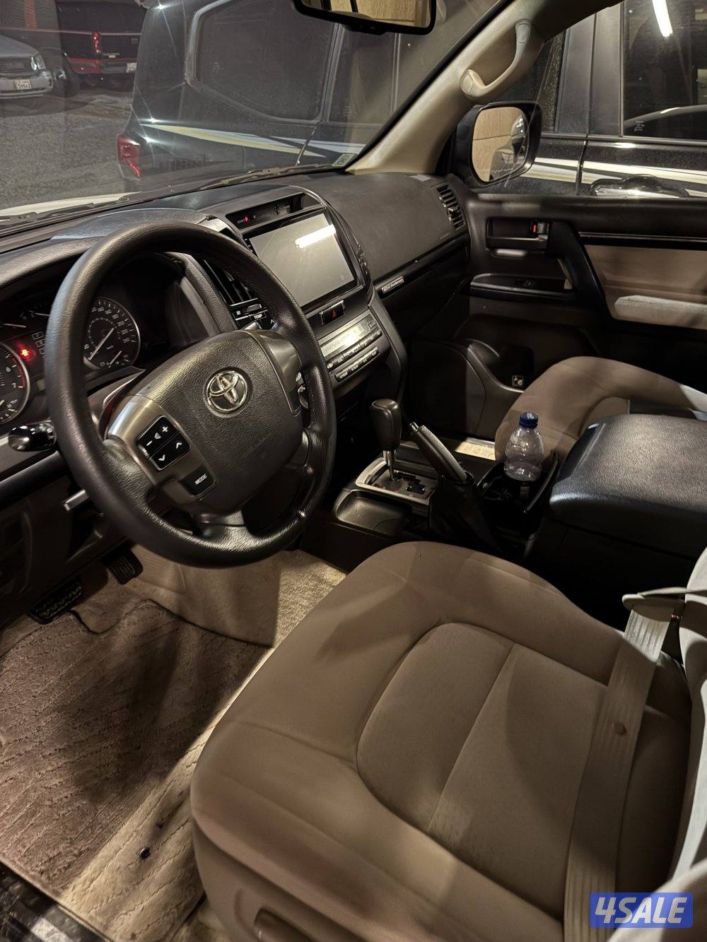 لاندكروزر 20113