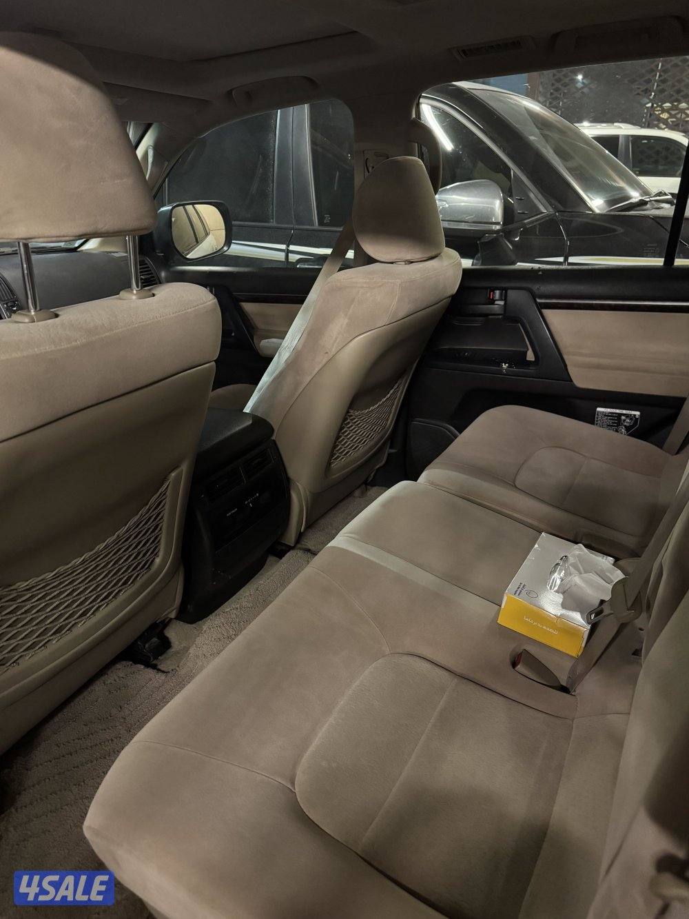 لاندكروزر 20114