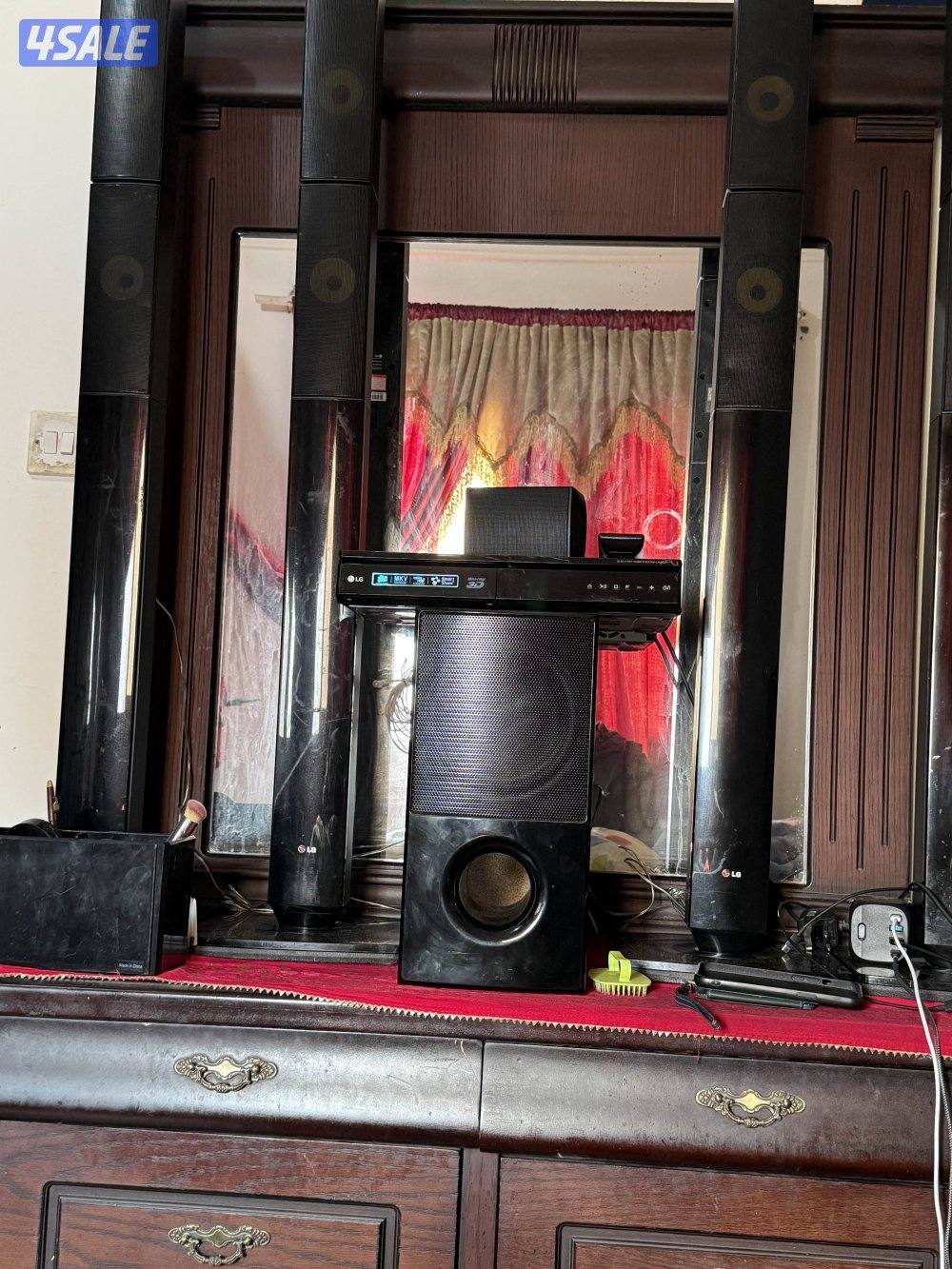 Lg home Theatre speaker Bluetooth system 3-D Roy1