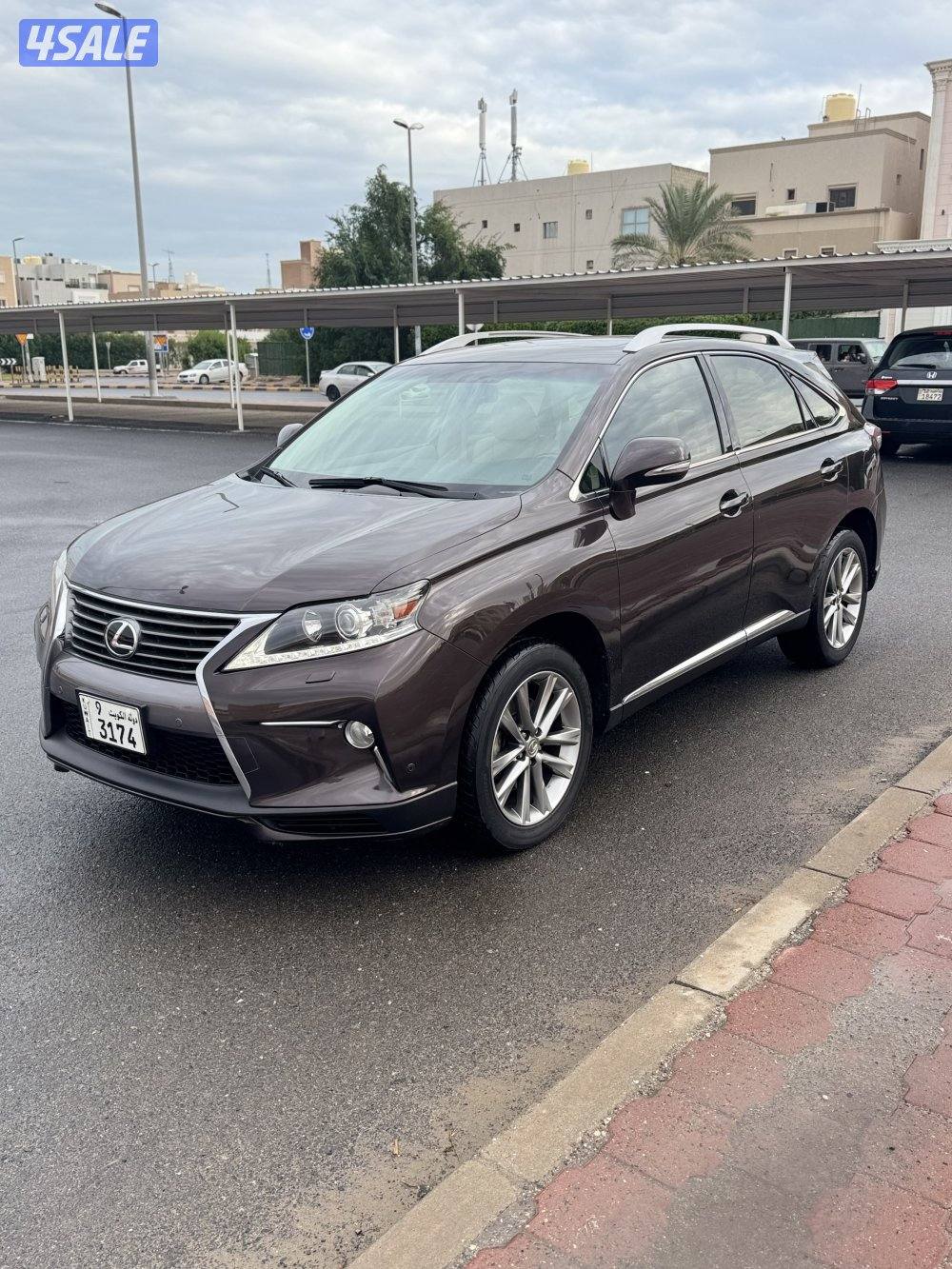 للبيع جيب لكزس RX0