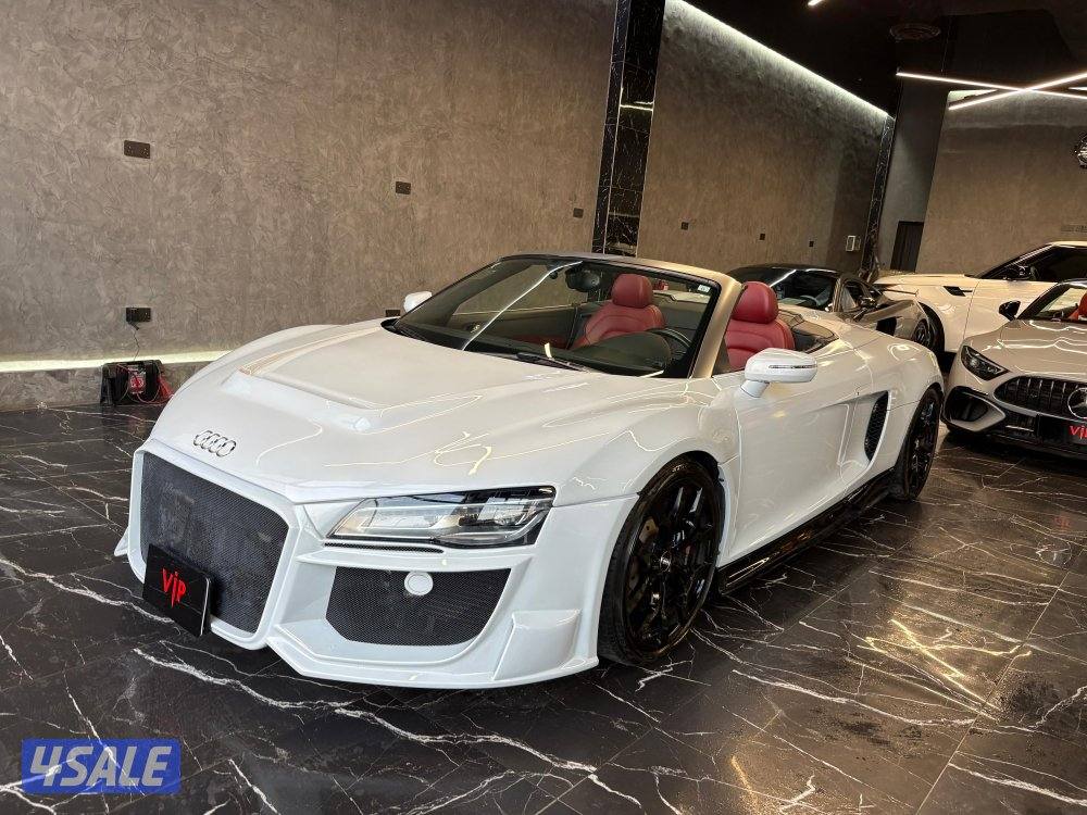اودي R8 spider0
