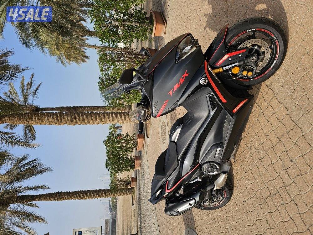 For sale Yamaha Tmax5602