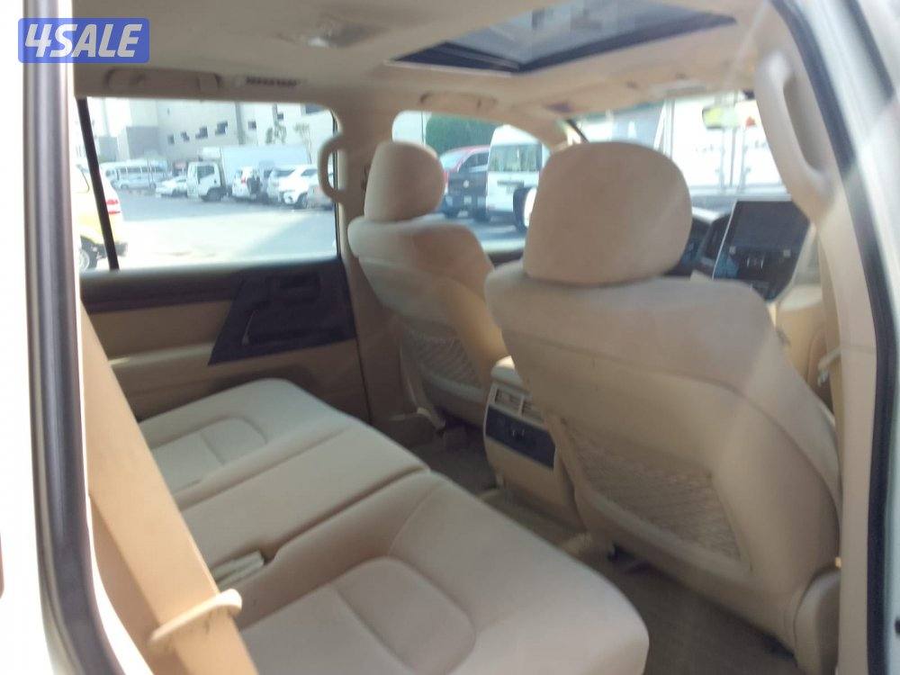 لبيع لاندكروزر GXR 2019 شرط الفحص صبغ الوكاله كامل الموصفات فل ابشن8