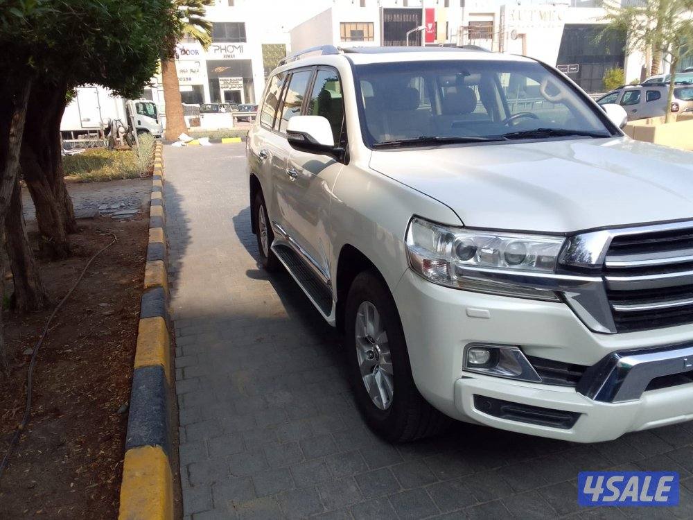 لبيع لاندكروزر GXR 2019 شرط الفحص صبغ الوكاله كامل الموصفات فل ابشن3
