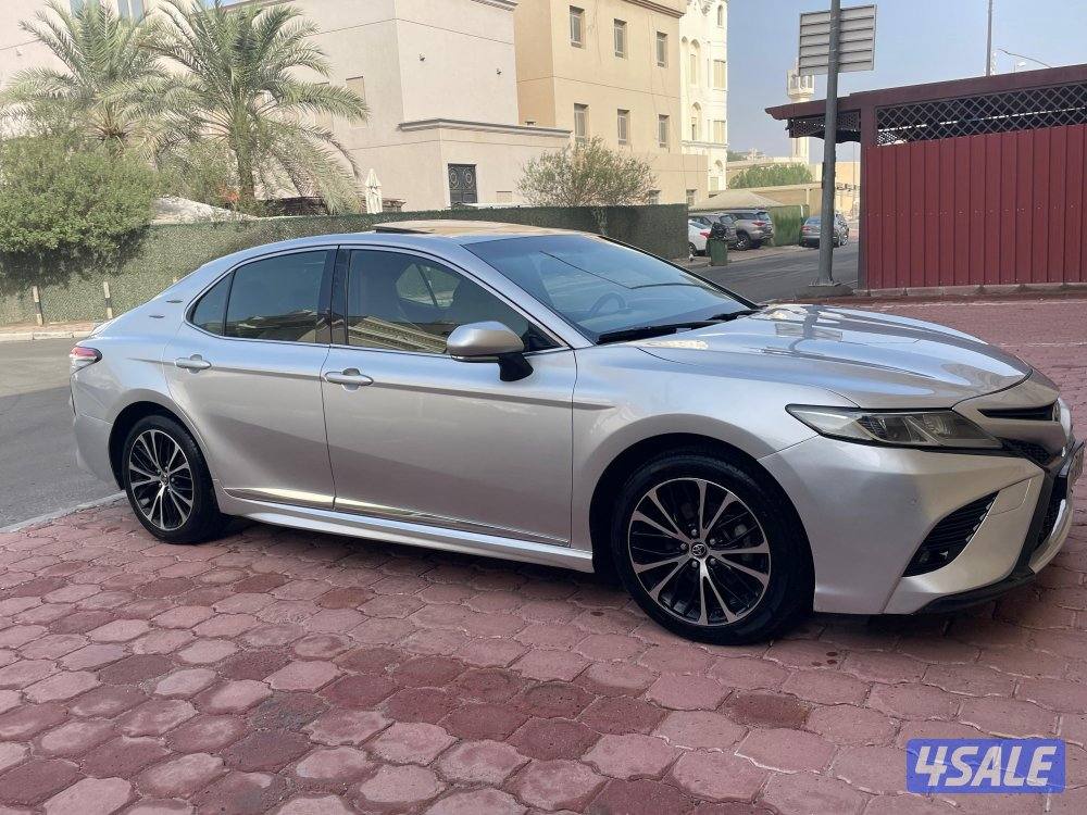 للبيع كامري سبورت موديل 2018 - 4 سلندر3