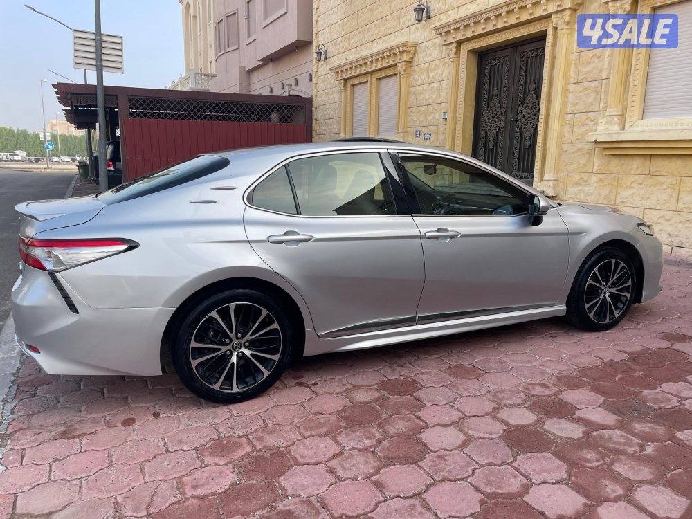 للبيع كامري سبورت موديل 2018 - 4 سلندر6