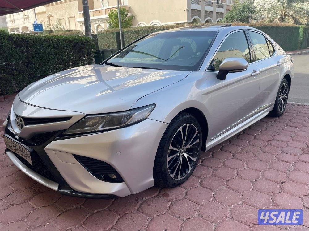 للبيع كامري سبورت موديل 2018 - 4 سلندر7