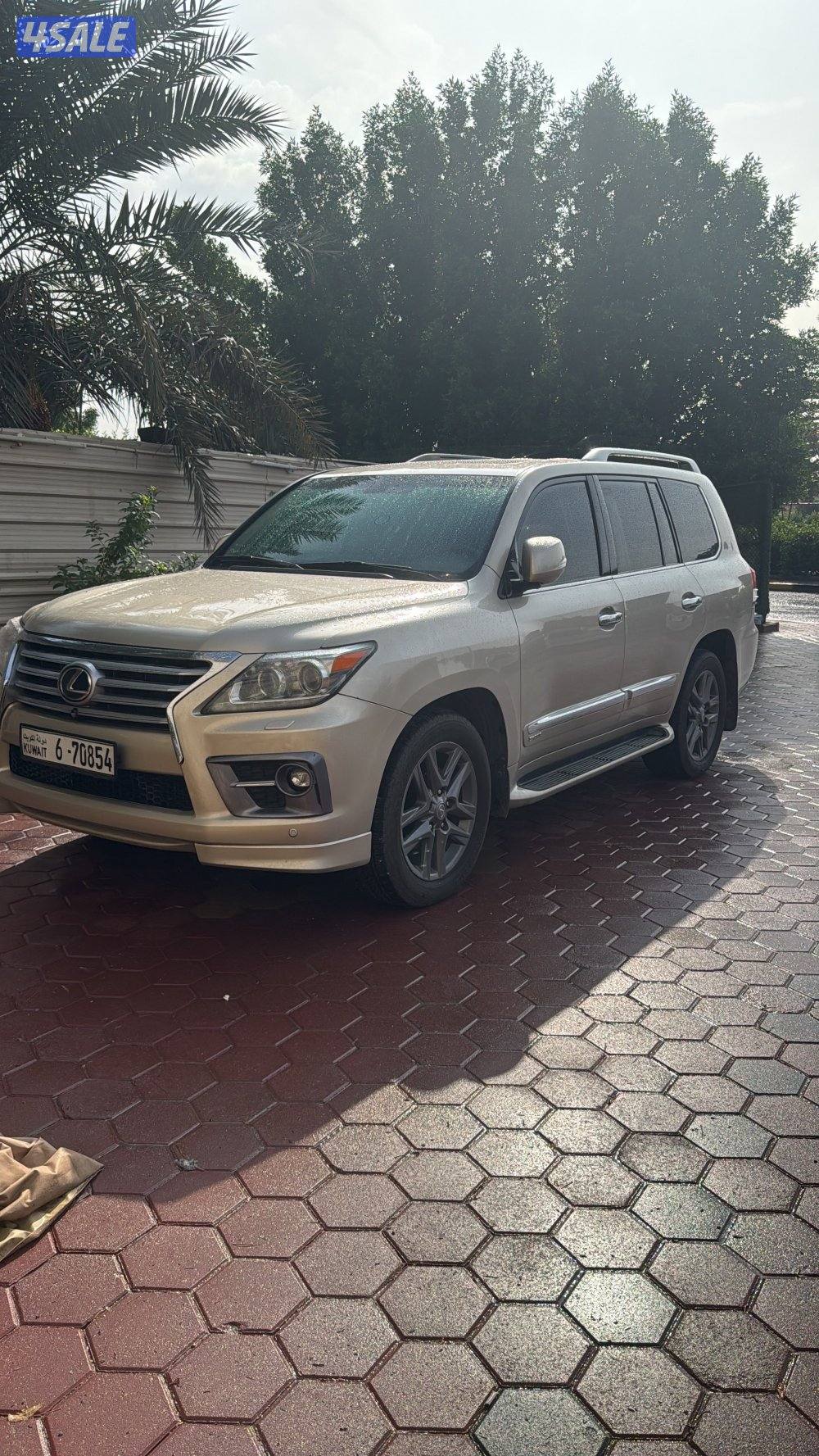 جيب لكزس Lx 570 موديل 2014  ماشي 355صبغ الوكاله بالكامل0