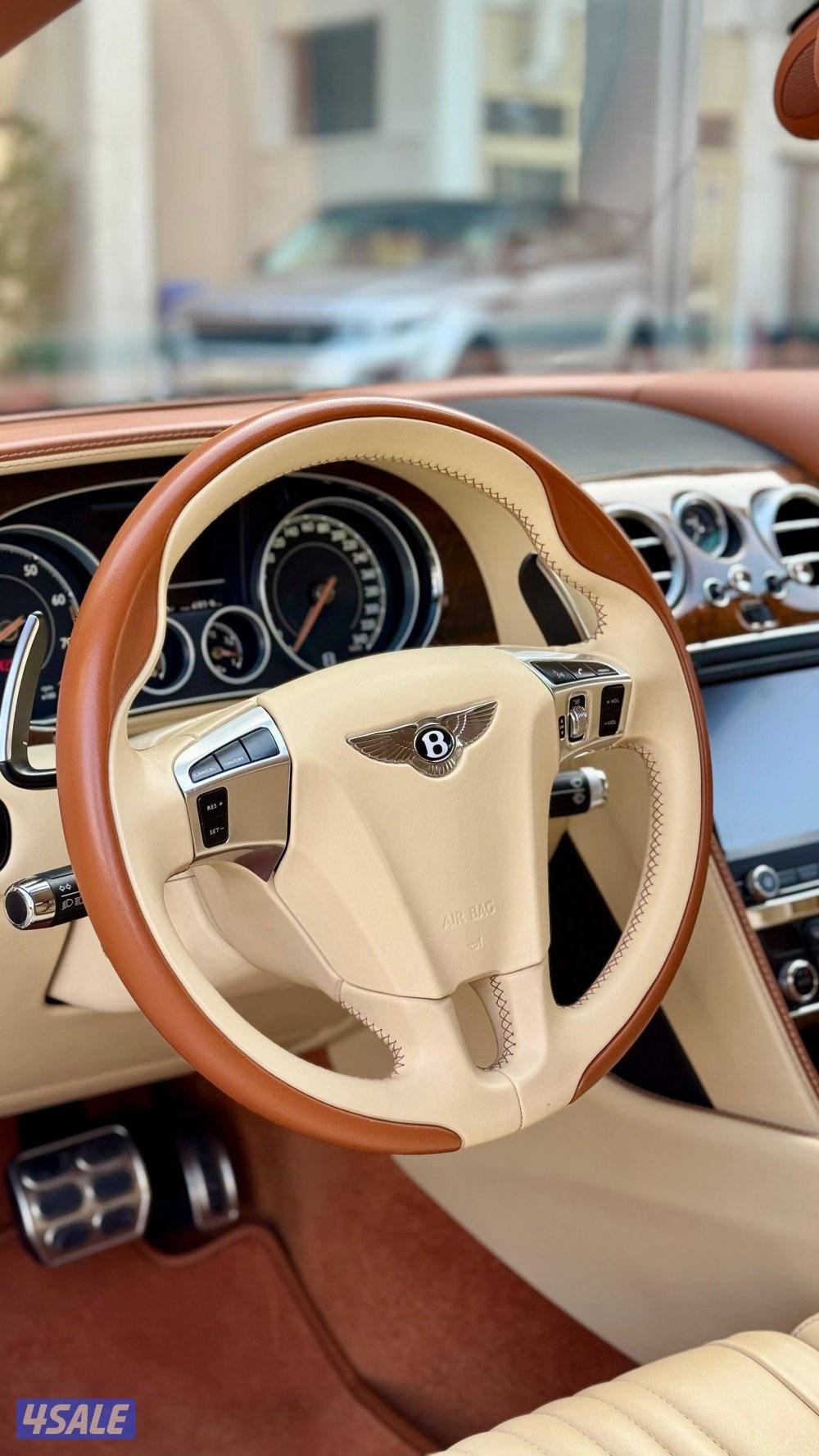 بنتلي كونتنينتال GT/ موديل 2016/ عداد 83 ألف/ بحالة ممتازه10