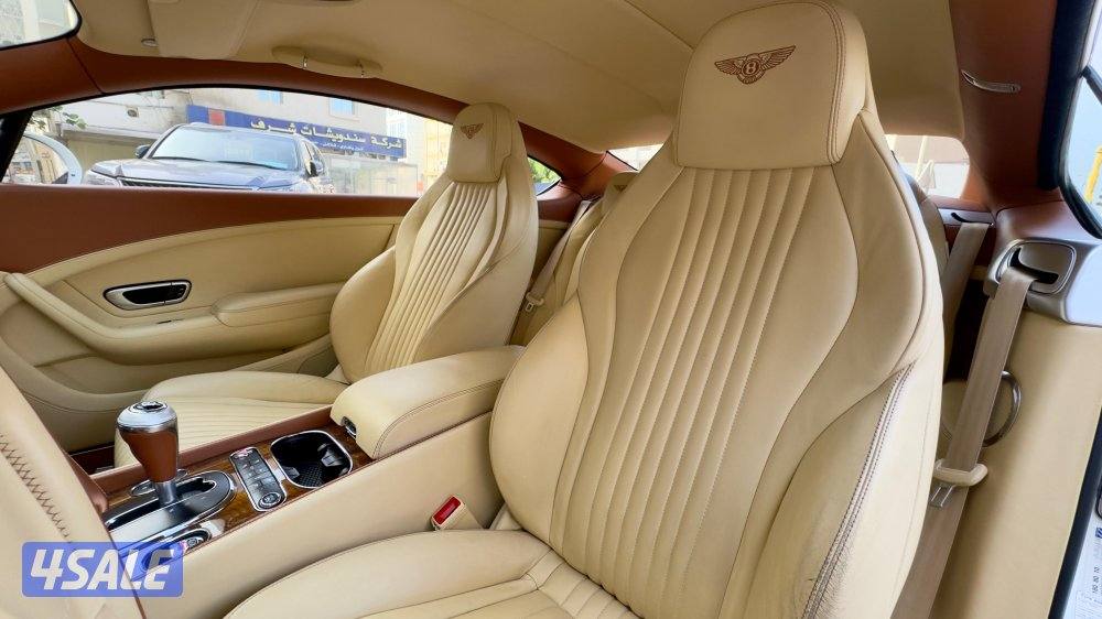 بنتلي كونتنينتال GT/ موديل 2016/ عداد 83 ألف/ بحالة ممتازه11