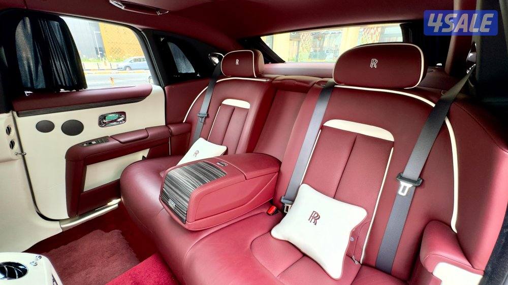 رولزرويس جوست / موديل 2021/ عداد 25/ تحت الكفالة/ وكالة الكويت9