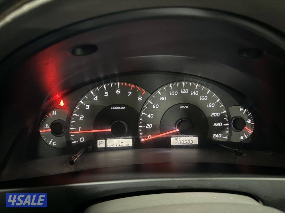 للبيع تويوتا كامري GLX - 2010 بحالة ممتازة ماشي 205 الف7