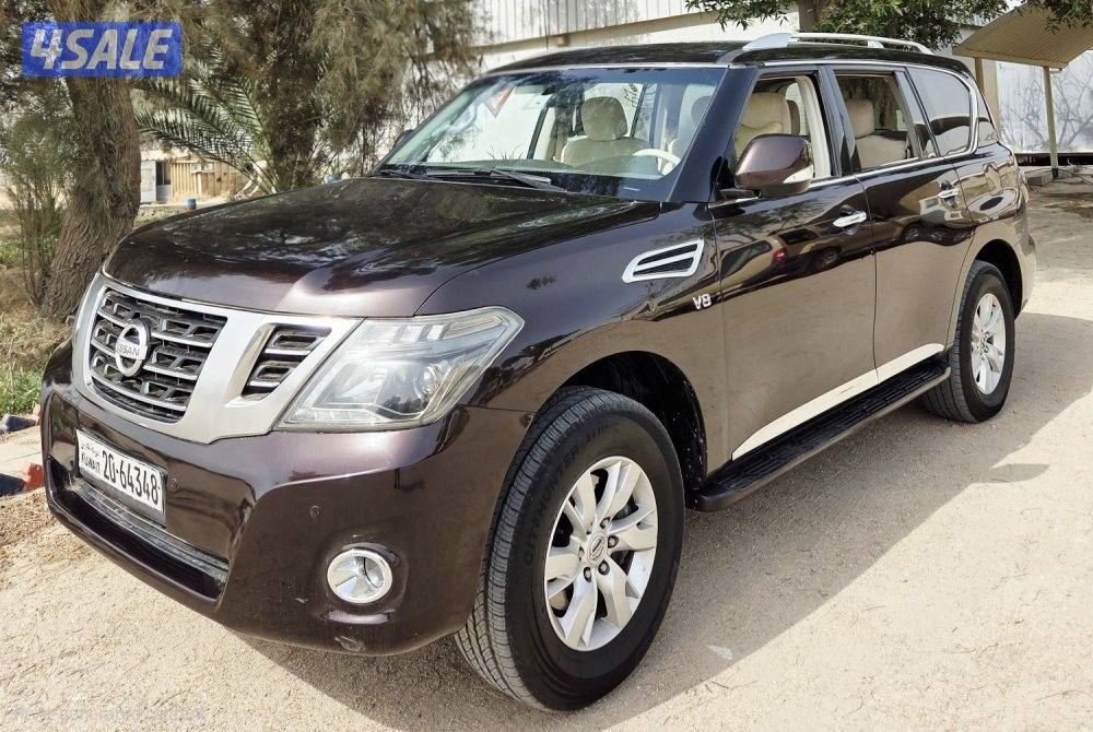 Nissan Patrol 2013 SE (Burgundy)5